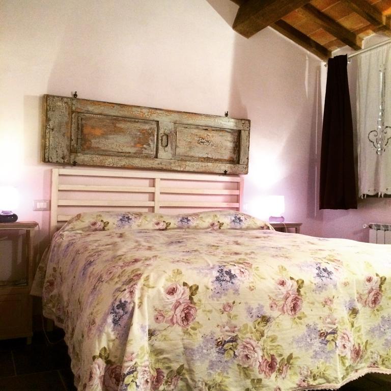 Agriturismo L'Oca Blu Hotel Gubbio Zewnętrze zdjęcie