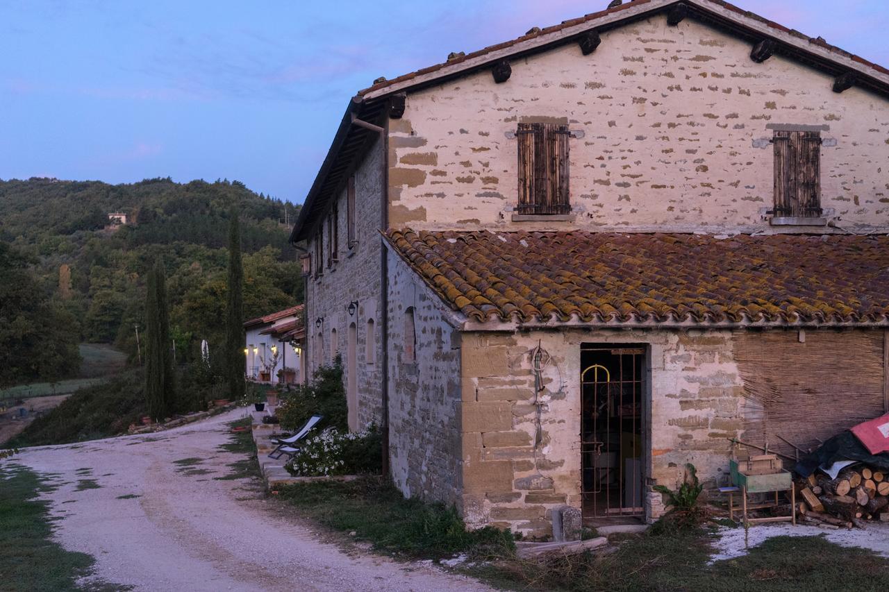 Agriturismo L'Oca Blu Hotel Gubbio Zewnętrze zdjęcie